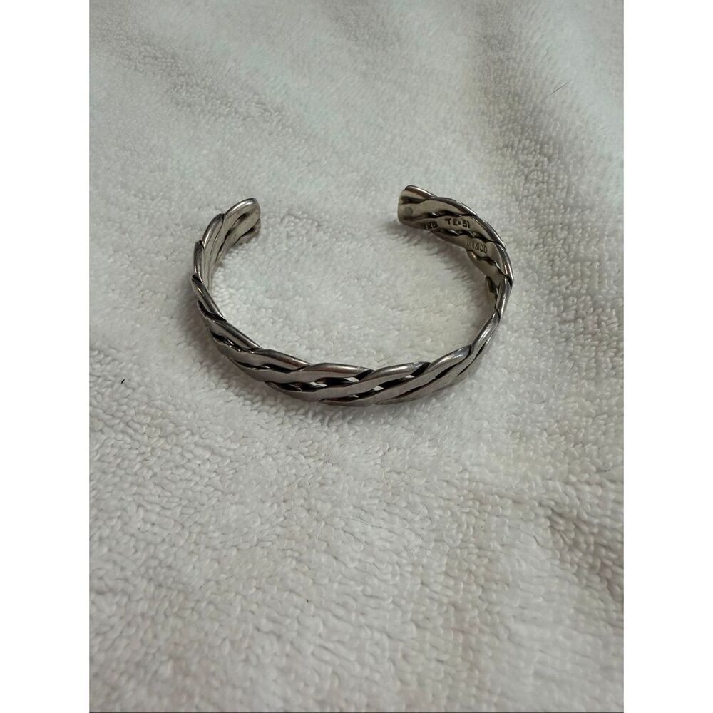 TAXCO CUFF BRACELET ARTIST SIGNED TE 51 WT. 28 GRAMS